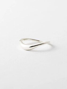 Silver Wave Ring
